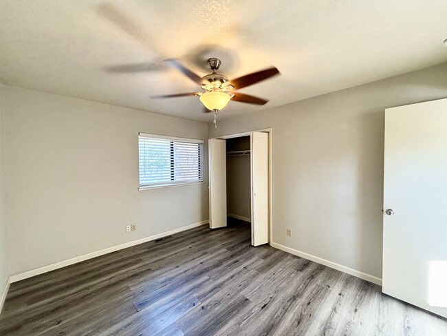 Building Photo - N. Merced: $2279 4 bedroom 2.5 bath home n...