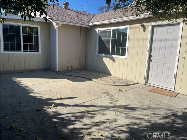 Building Photo - 10140 W Live Oak Ave