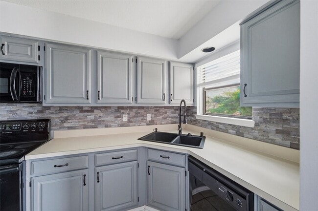 Building Photo - 1212 Horizon Trail