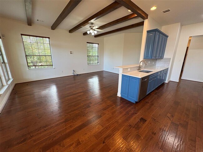 Building Photo - 3314 Thomas Kincheon St