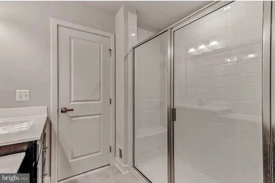 Building Photo - 2820 Arts Vista Blvd