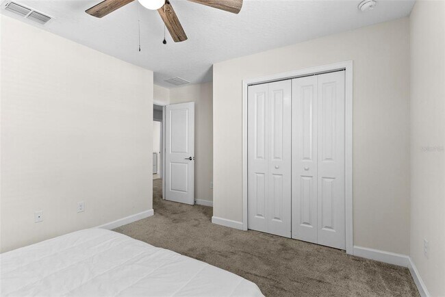 Building Photo - 740 Simone Ct