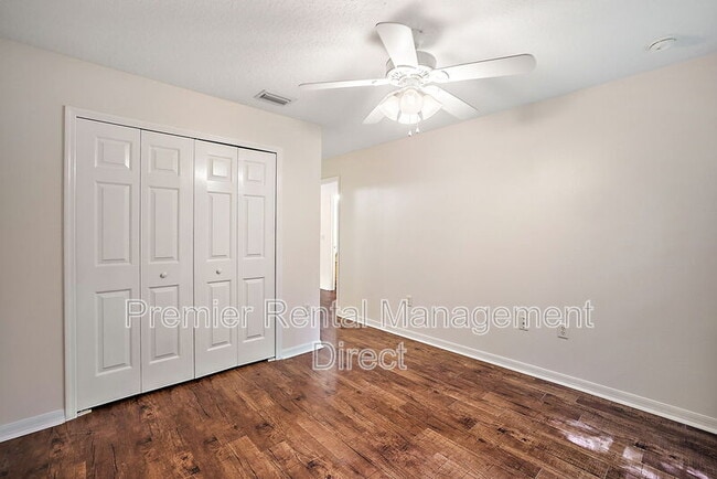 Building Photo - 532 Paulling Dr