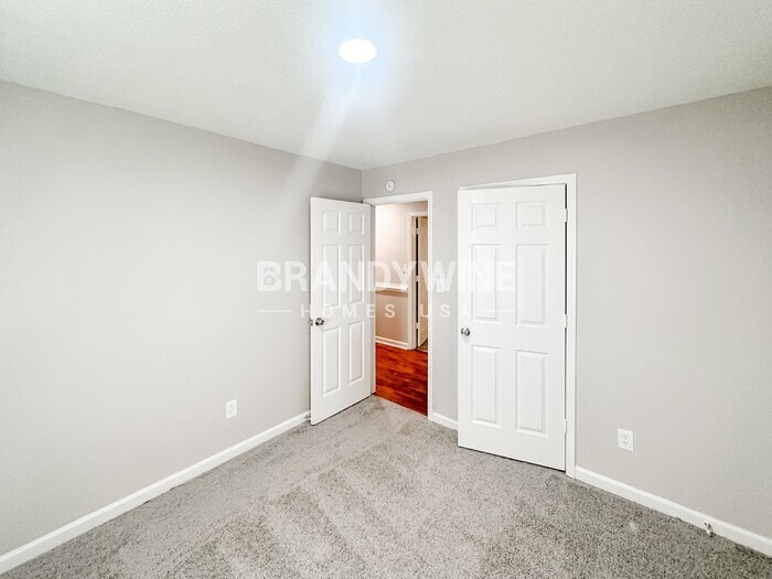 Building Photo - 108 Wesley Mill Ridge