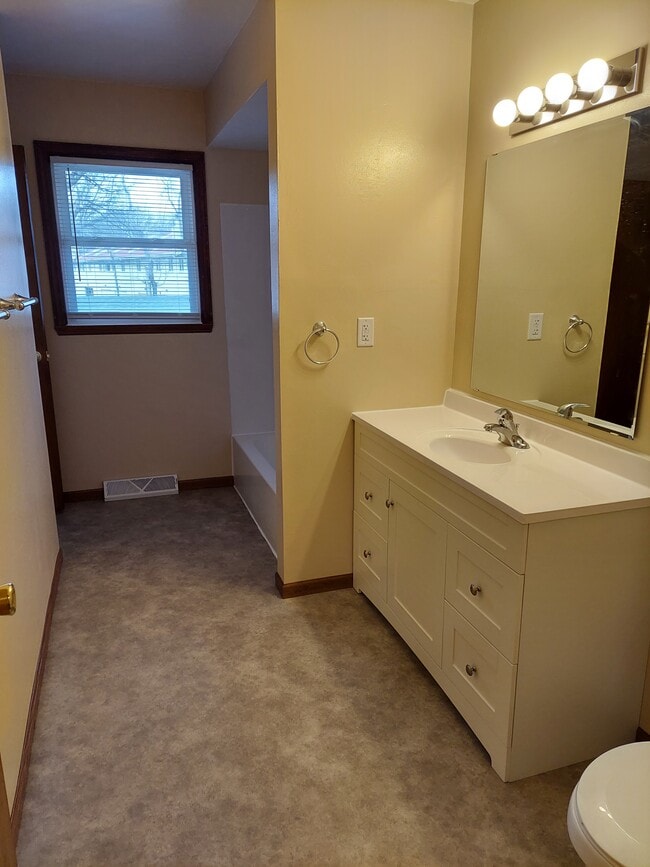 Building Photo - 4556 Apple Orchard Ln
