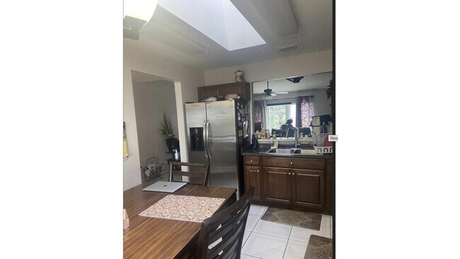 Building Photo - 6004 Strawberry Lakes Cir
