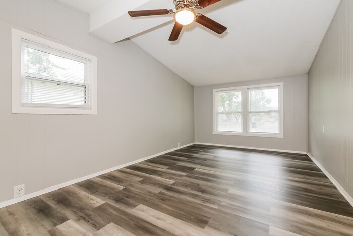 Building Photo - 414 N Cochise Dr