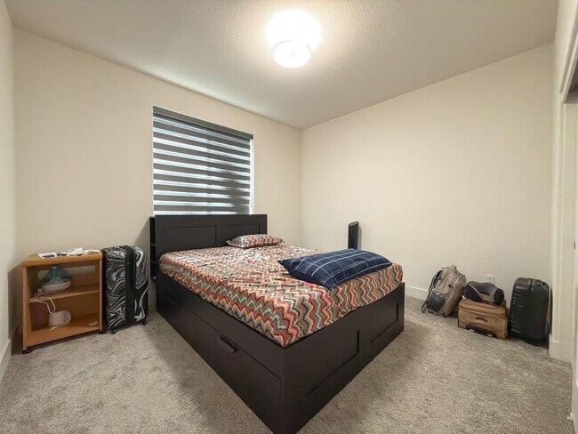 Building Photo - 2665 Luna Ave