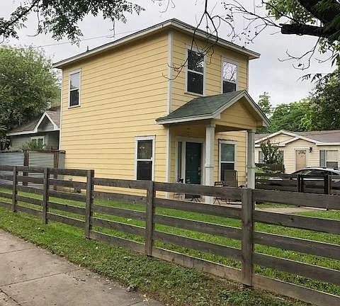 Building Photo - 2000 S L Davis Ave