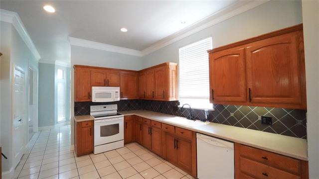 Building Photo - 3718 Cliff View Loop