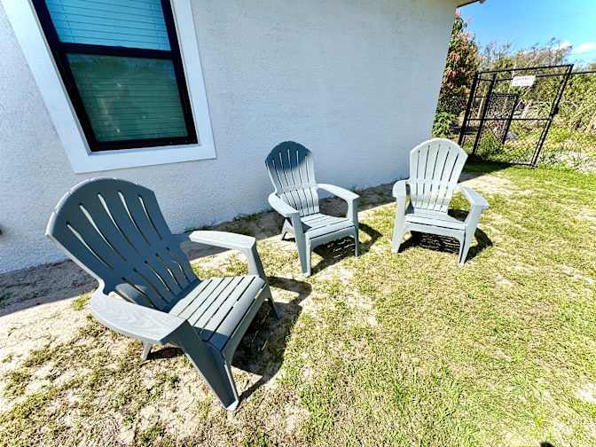 Building Photo - 550 Battle Ave