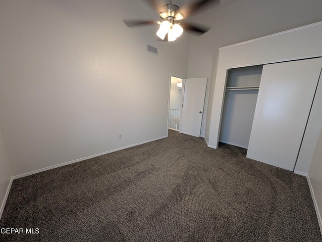 Building Photo - 3149 Crazy Horse Dr