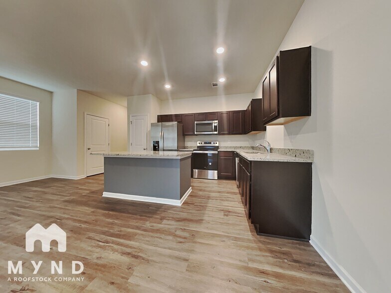 Building Photo - 6472 Mountain Home Way