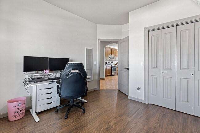 Building Photo - 3800 Wood Loop