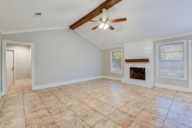 Building Photo - 18015 Woodgum Dr