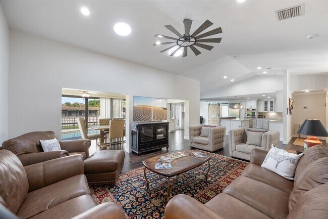 Building Photo - 2904 Appaloosa Trail