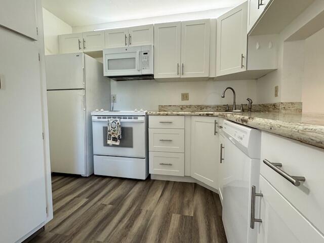 Building Photo - 207 Foxtail Dr