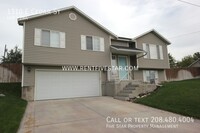 Building Photo - 1310 E Cedar St