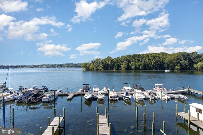 Building Photo - 39 Owens Landing Ct