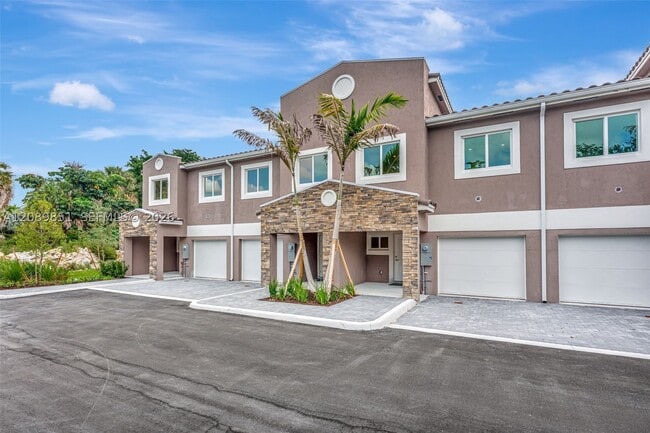 Building Photo - 1533 NW 94th Ave