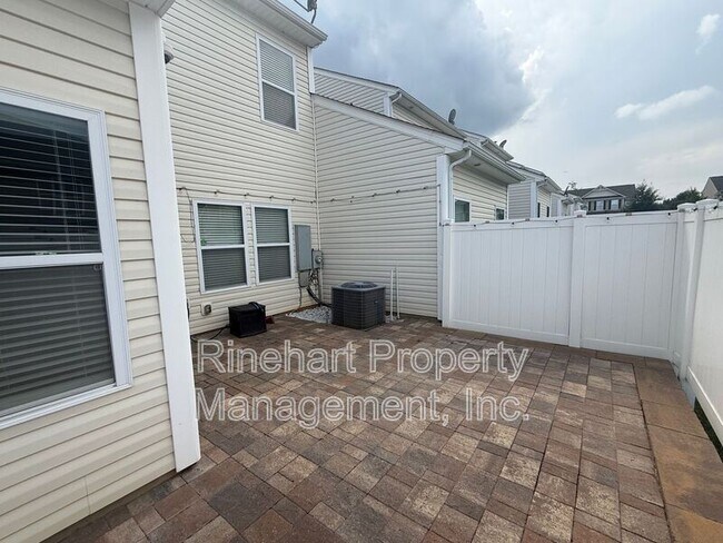 Building Photo - 3013 Stargazer Ln