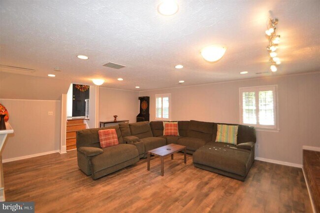 Building Photo - 12614 Oxon Rd