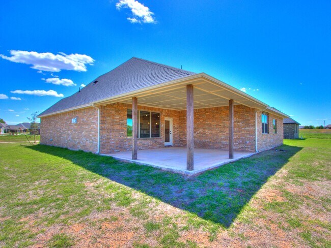 Building Photo - 12905 NW 143rd St