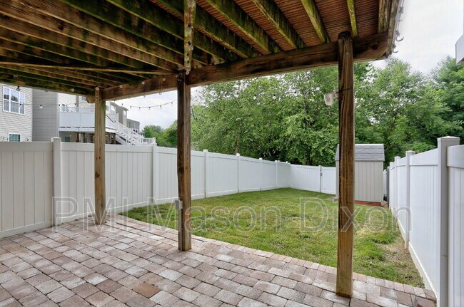 Building Photo - 8434 Stansbury Lake Dr