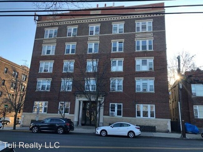 Building Photo - 7112 Park Ave