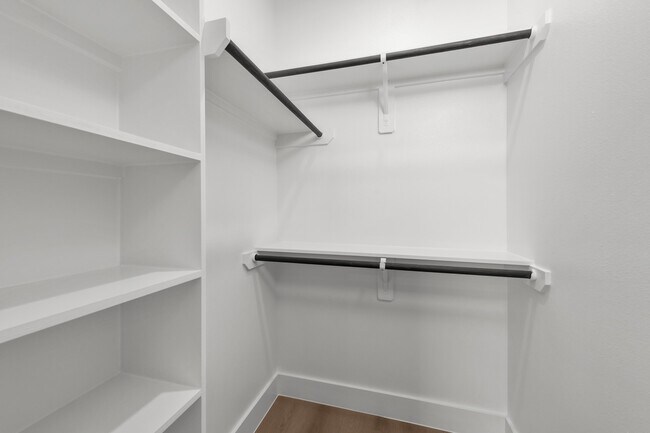 Building Photo - 2316 McKee St