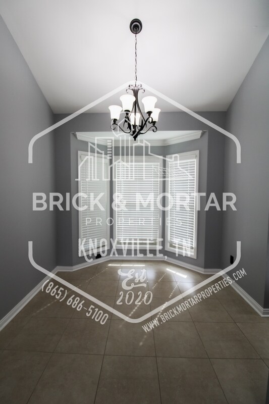 Building Photo - 613 Chapel Point Ln