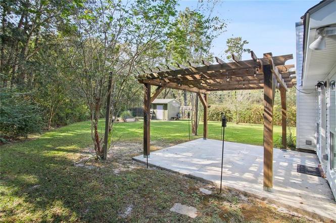 Building Photo - 5153 Clearpoint Dr