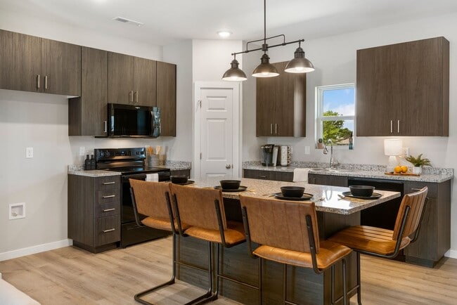 Building Photo - Now Leasing! Brand New 3 Bed, 2 Bath