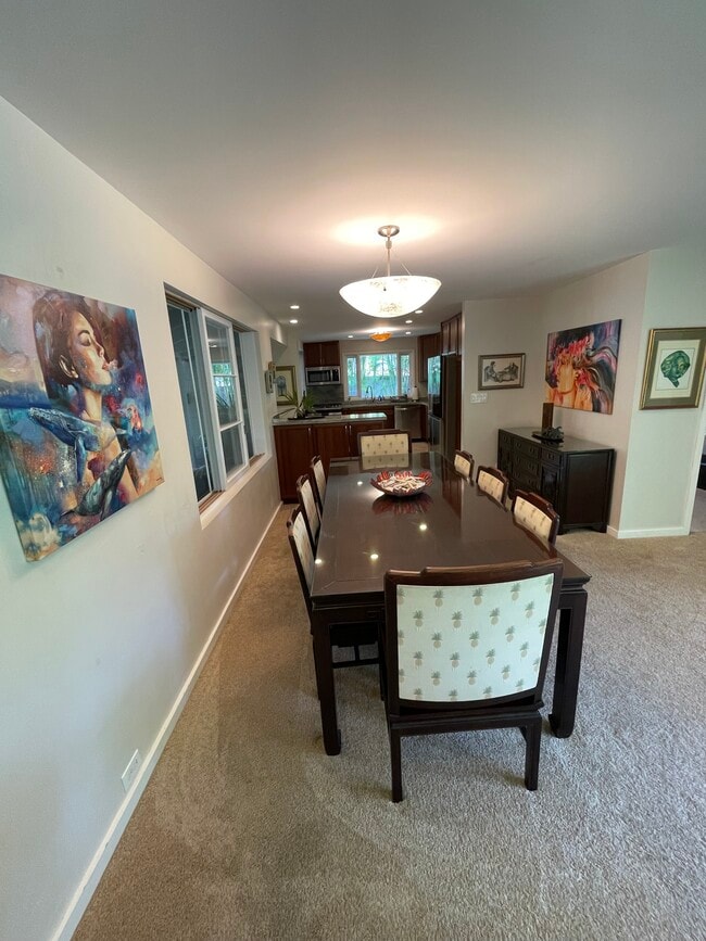 Building Photo - 456 Portlock Rd