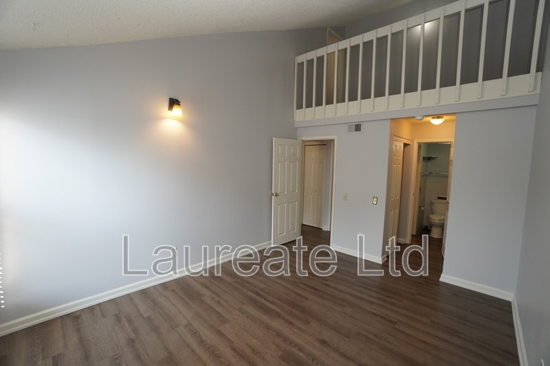 Building Photo - 3662 S Granby Way