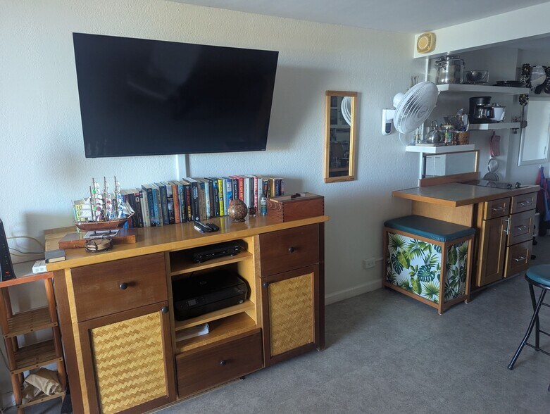 Furnished #2107 - 445 Seaside Ave