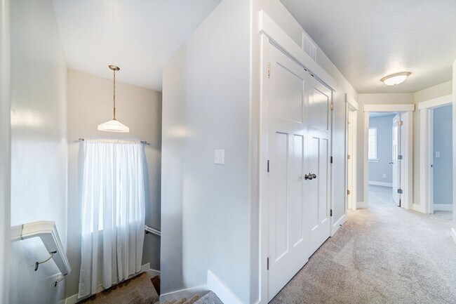 Building Photo - 13124 Tower Ridge Dr