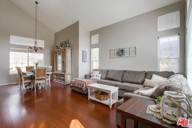 Building Photo - Fallbrook 3 Bedroom plus