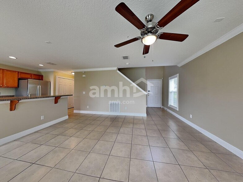 Building Photo - 1720 Portcastle Cir