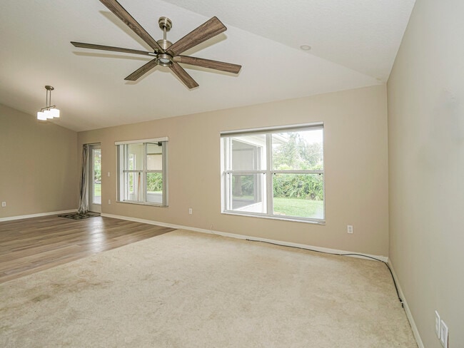 Building Photo - 105 Briarcliff Cir