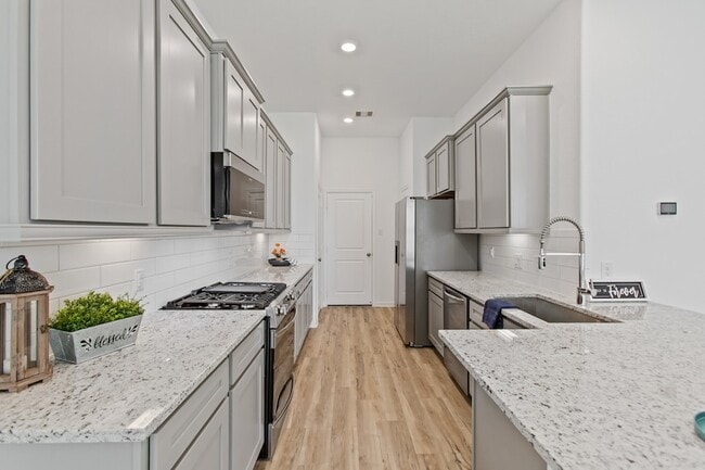 Building Photo - 4127 Balboa Dr