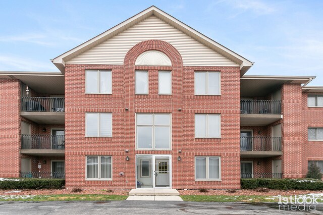 Primary Photo - 11110 E Cove Cir