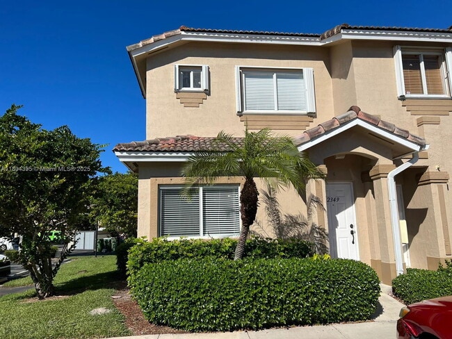 Primary Photo - 2349 SE 23rd Dr