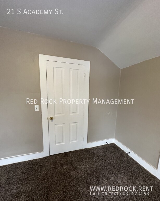 Building Photo - 21 S Academy St