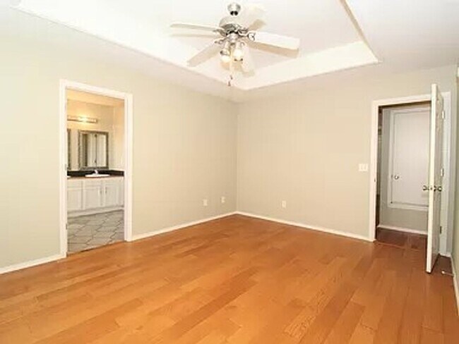 Building Photo - BEAUTIFUL HOME IN GREAT LOCATION!