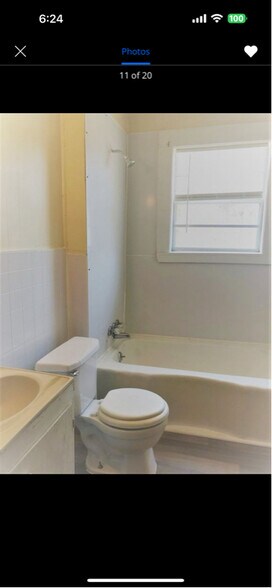 Building Photo - 1008 N Union St