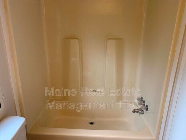 Building Photo - 29 Pheasant Hill Mobile Home Park
