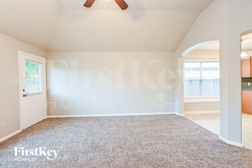 Building Photo - 6739 Renata Cir