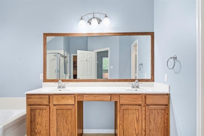 Building Photo - 2989 Peacemaker St