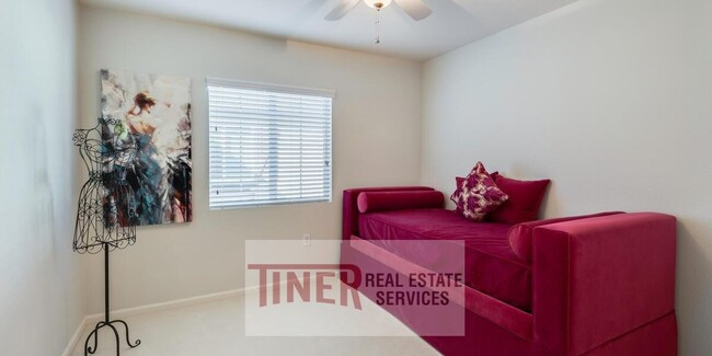 Building Photo - 404 Rivage Cir